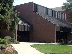 The Simplot Micron Technology Center will be an advising and experiential learning facility.