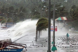 Jonathan Woodruff is in Japan to study sediment left behind by tsunamis and other natural disasters that cause flooding.