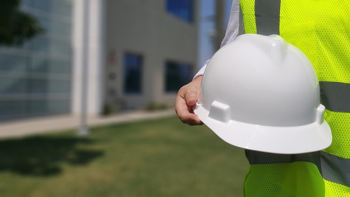 Couple says house had major construction issues, sues contractor - Vimarsana News