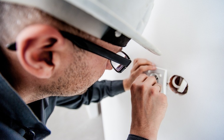 Blinn College highlights electrical training program, apprenticeships