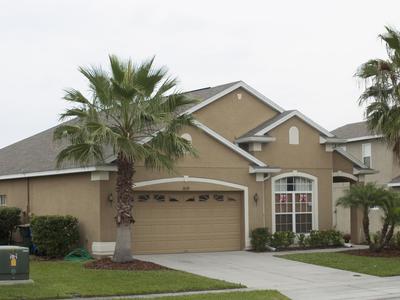 Medium florida house