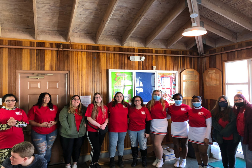Big Red Bookshelf Buckeye Reporter