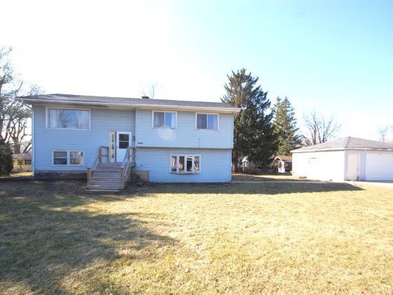 6 Tucker Ave. N550, Fox River Heights
