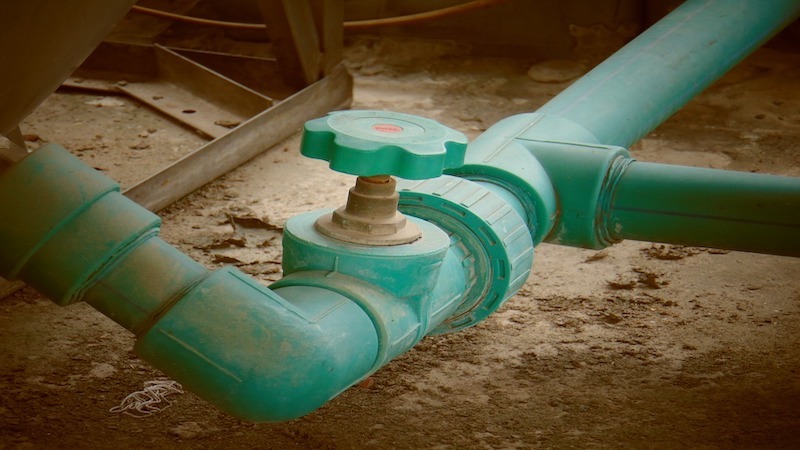 Couple claims plumber's failure to fix water, sewer line caused property to flood | Madison - Vimarsana News