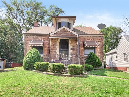 The home for sale at 115 Ruth St. in Calumet City had a property tax bill of $3,361 in 2016.