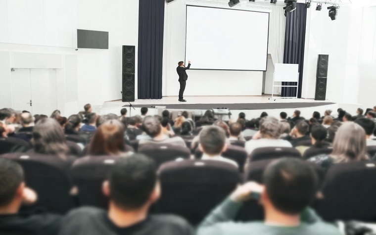 The University of Evansville recently held a workshops presented by performance psychologist Noa Kageyama.