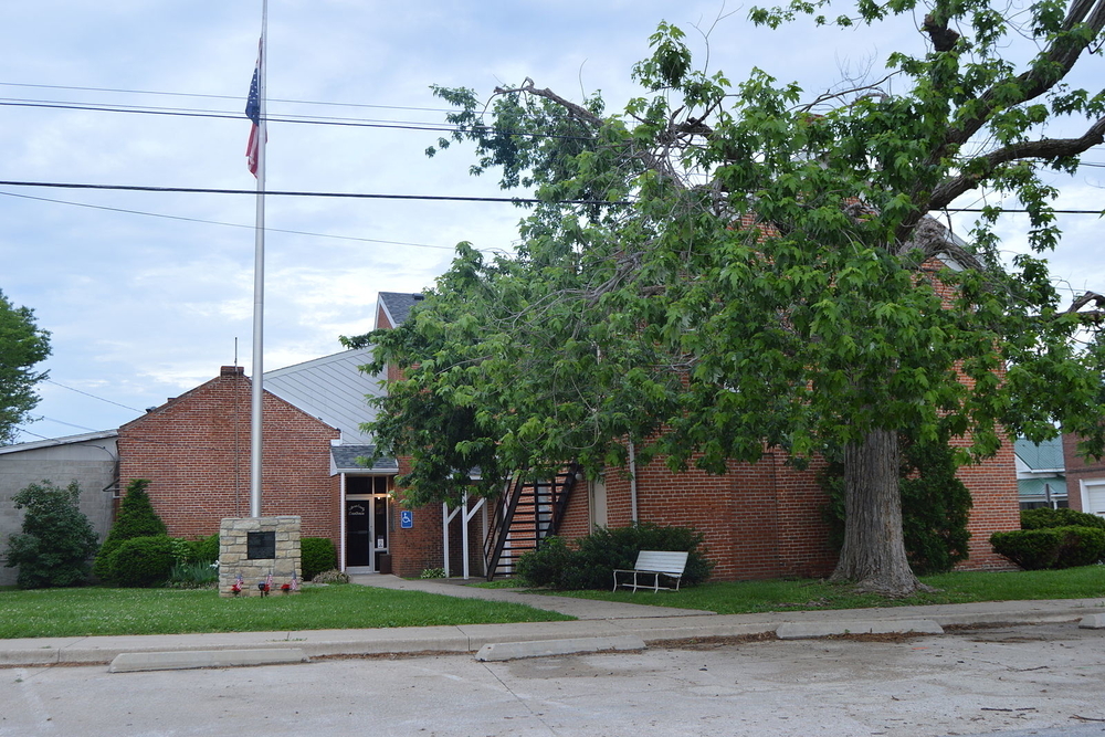Residents in Hardin, Illinois, will pay an additional $391K in additional income taxes this year.