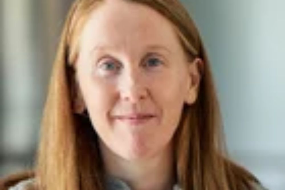 The Mona Lisa Effect How Eyespots Deter Predators That Approach From