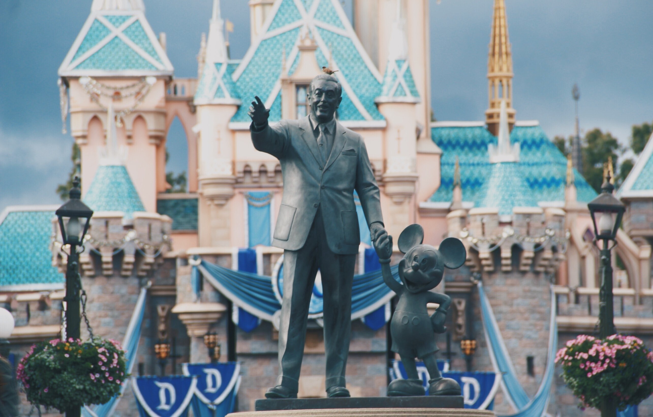 Disney Announces New Animation Studio In Vancouver Expansion In Burbank To Support Disney Globe Banner