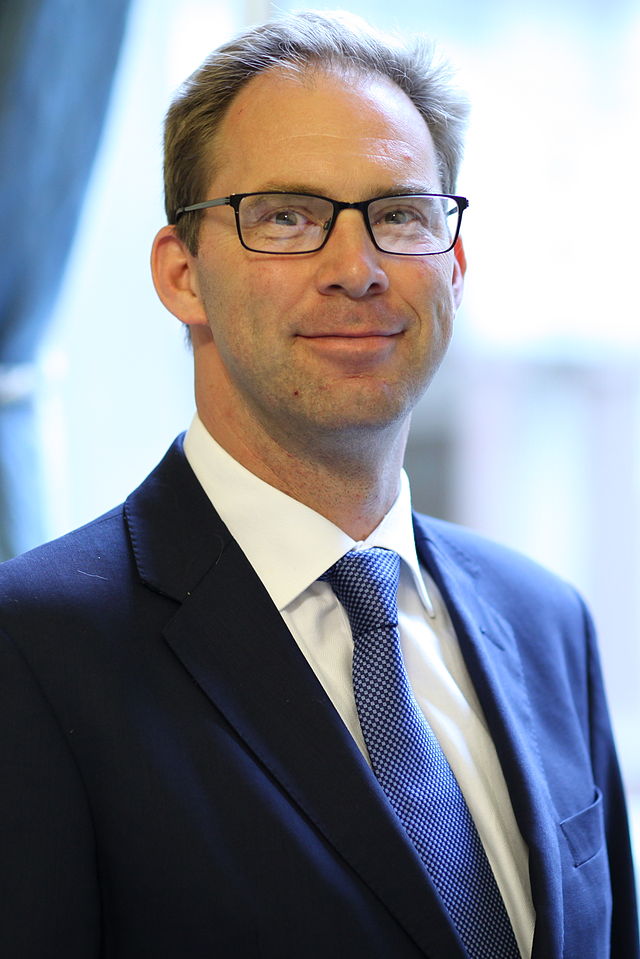 U.K.Foreign Office Minister for the Middle East, Tobias Ellwiid
