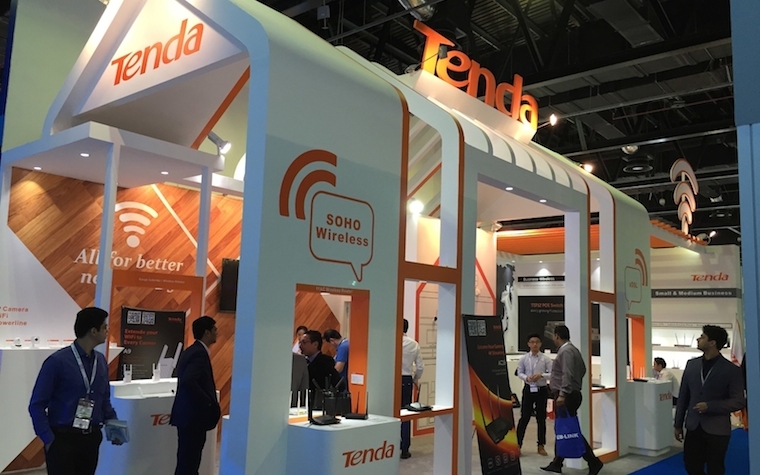 Tenda participates in GITEX, showcasing '5G for a Speeding Life' display