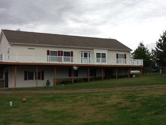 16000 Christmas Tree Road, Green Valley