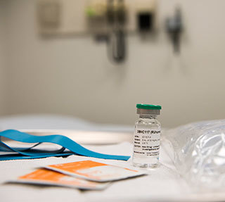 First human HIV antibody therapy study shows hopeful results
