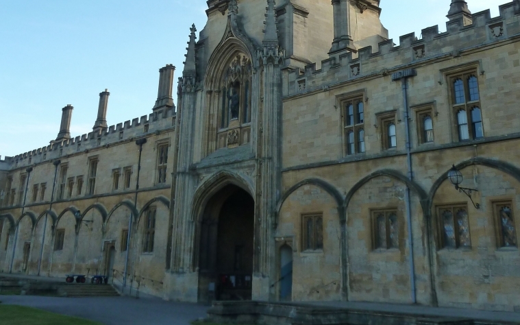 Mentorship programs at Oxford are greatly benefiting students.