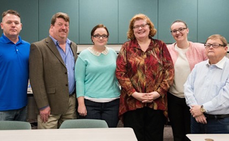 The scholarship is for juniors, seniors or graduate students who participate in an internship with the Idaho State legislature.