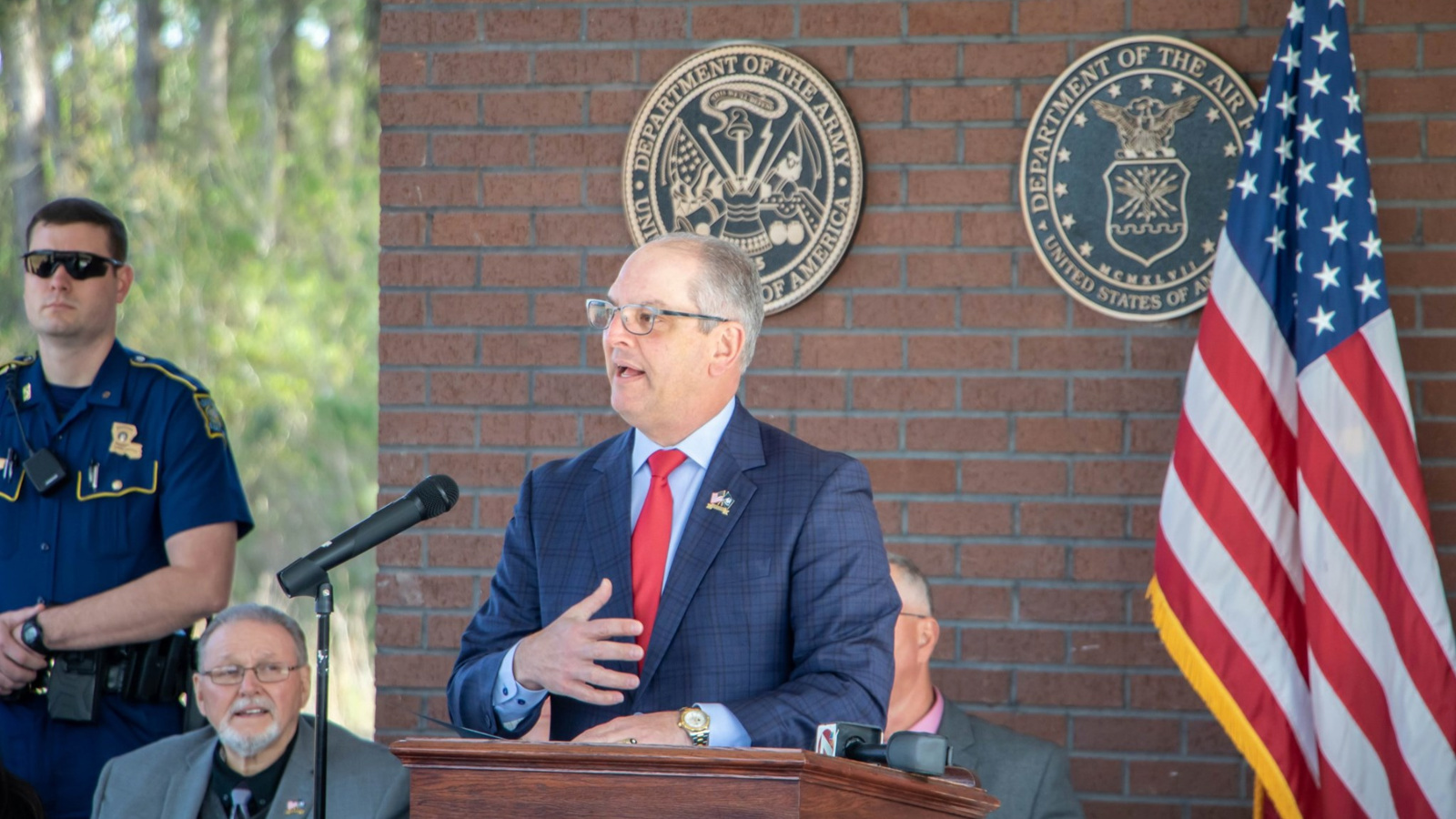 Reform advocates urge governor to sign bill aimed at