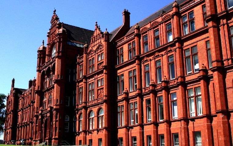 Bahrain Institute of Banking and Finance partners with England's University of Salford.