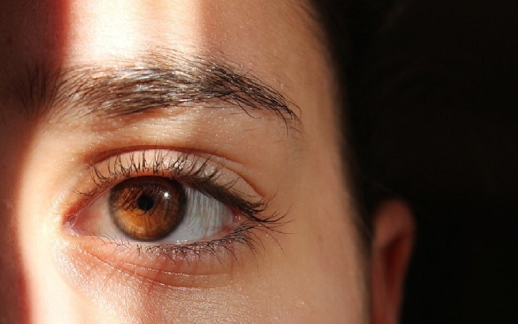 Correcting presbyopia and astigmatism, with one lens, at the time of cataract surgery is a great benefit to patients.