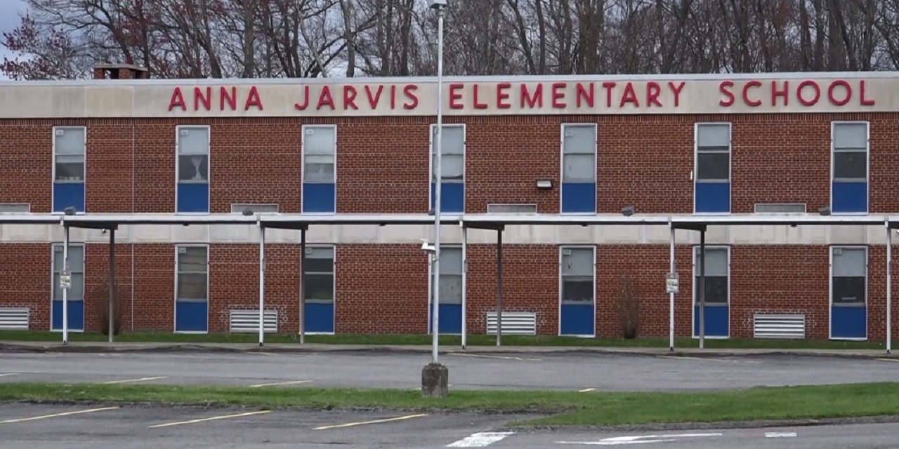 Parents say special needs student was restrained in chair by school staff - Vimarsana News
