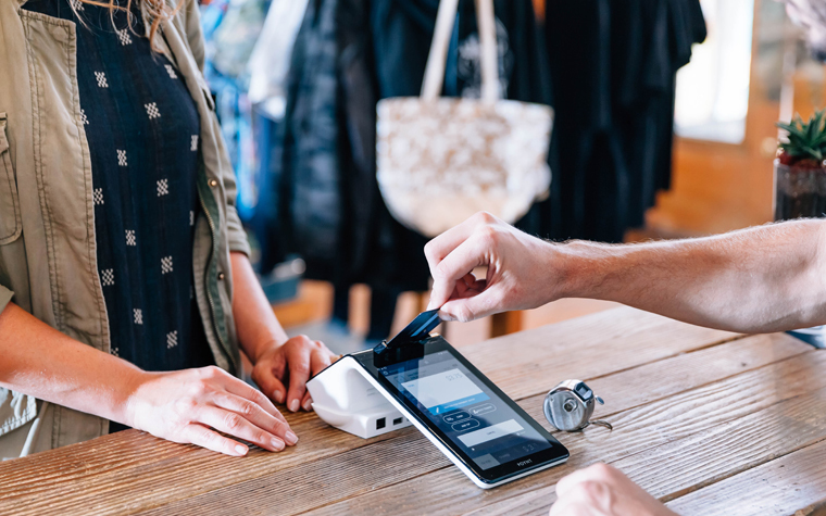 The smart payment terminal from Poynt Co.