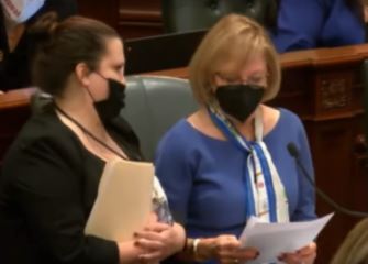 A blood-boiling performance by Illinois lawmakers to ensure punishment of vax mandate resisters - Vimarsana News