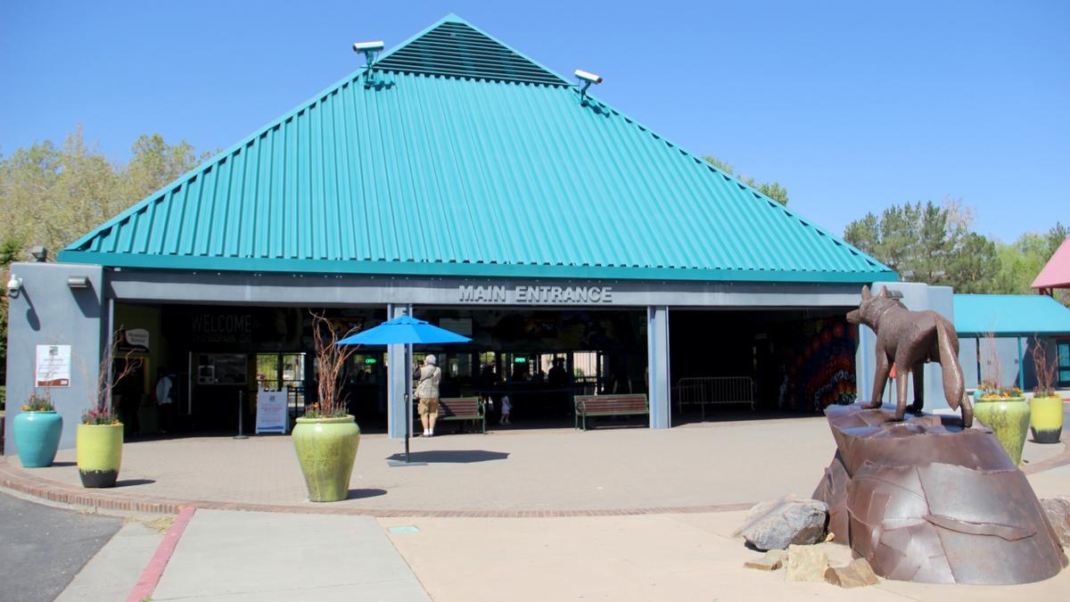 ABQ BioPark's Zahm on electric shuttle problems: 'We operated for two ...
