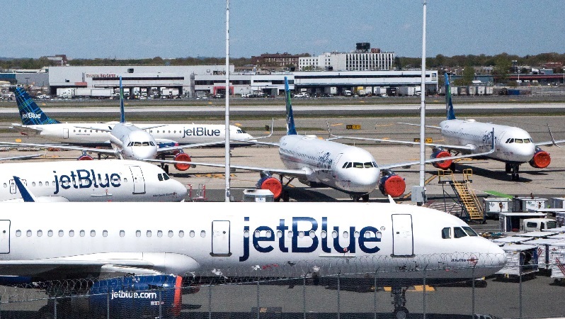 Feds, states get OK to sue JetBlue and American over alliance - Vimarsana News