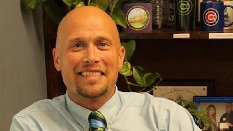 'It is my pleasure to recommend Mrs. Francesca Capp as the next principal of Indian Trail Junior High School': Addison school district reorganizes and expands administration department. - Vimarsana News
