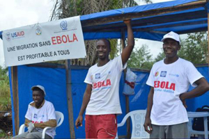 IOM Guinea conducts public health surveillance training following Ebola death.