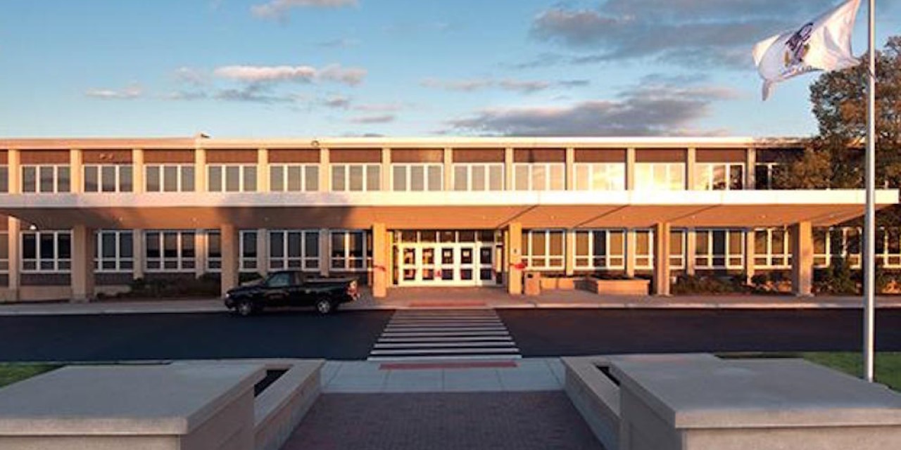 ExHinsdale school board member's suit vs district over investigation