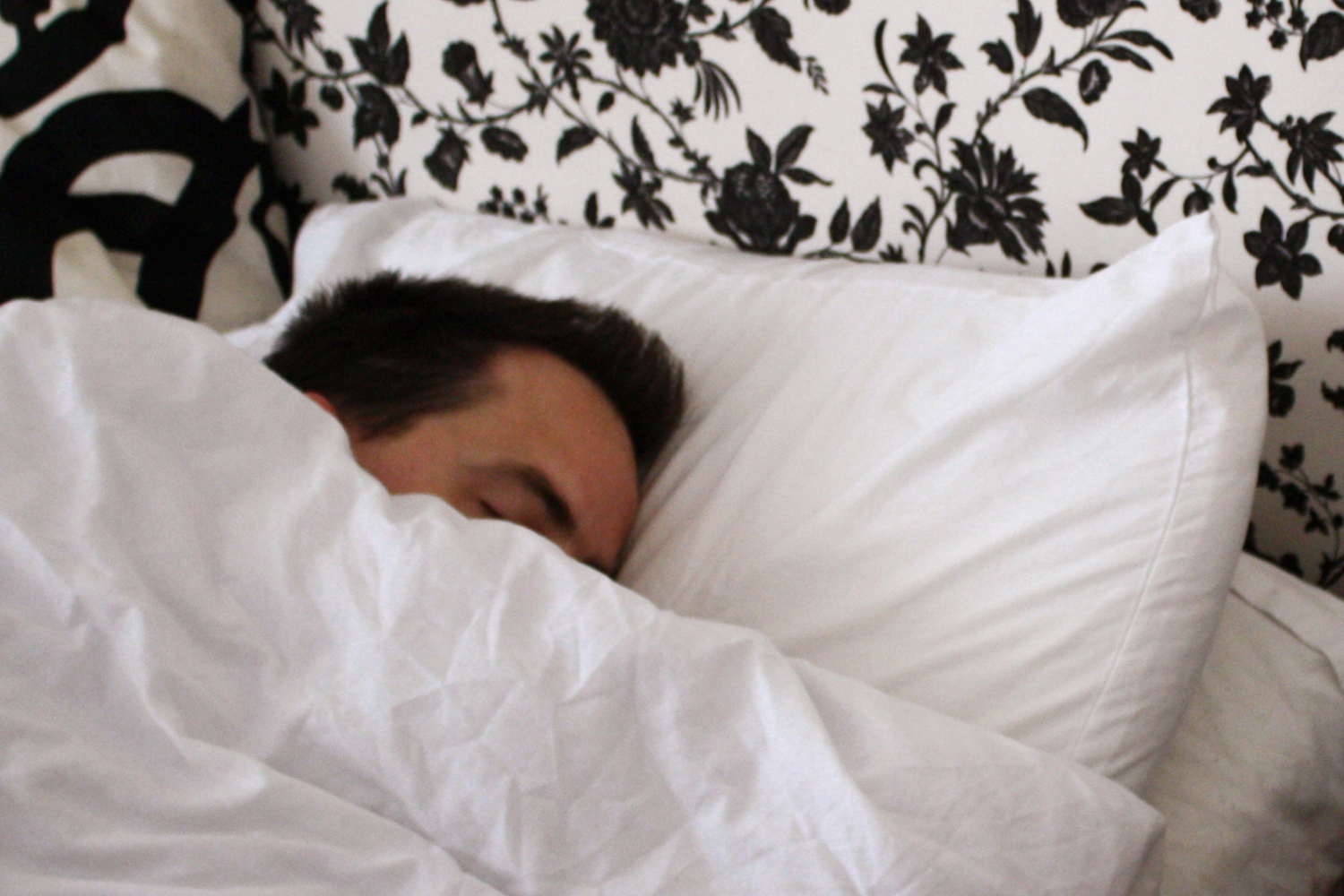 People spend a third of their life sleeping, so the bedroom environment should be as healthy as possible.