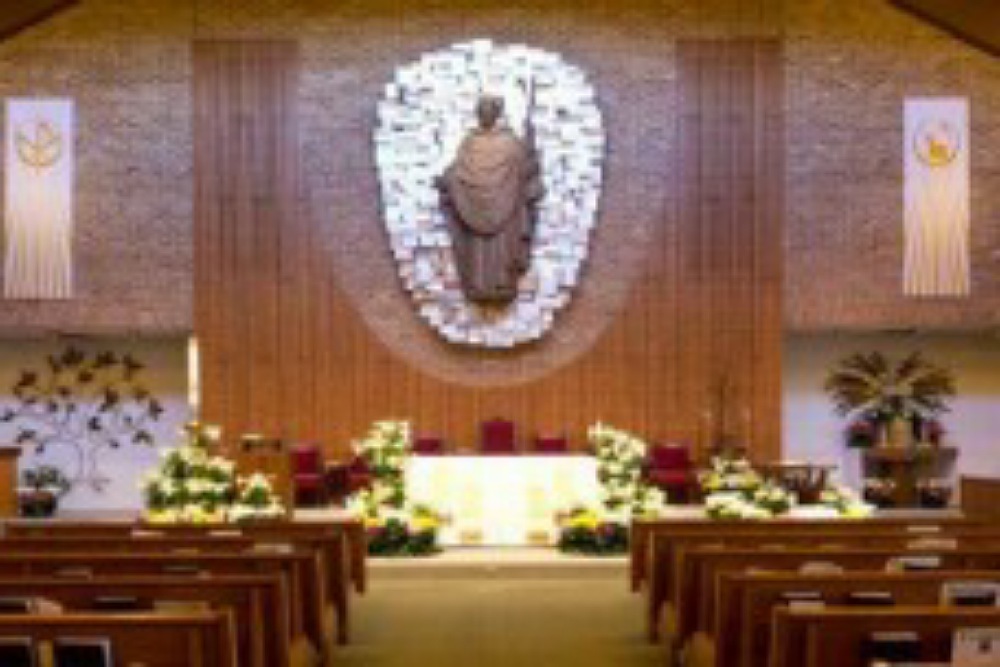 ST. JOSEPH CATHOLIC CHURCH HANOVER Holy Mass is open at St. Joseph