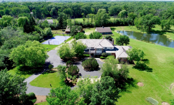 Brian Urlacher's home at 15044 W. Little Saint Mary's in Mettawa is on the market for $2.596 million.