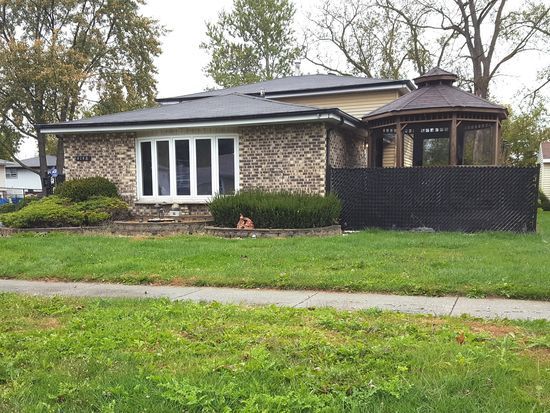 The home for sale at 4148 143rd St. in Crestwood had a property tax bill of $3,844 in 2016.
