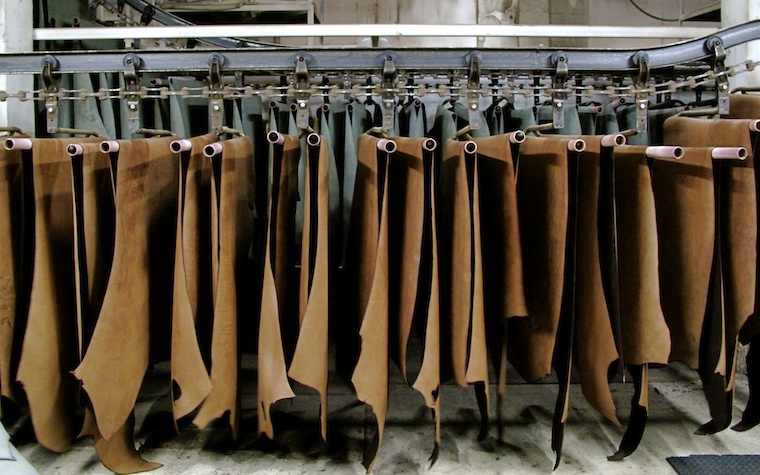 Abu Dhabi's Al Khaznah Tannery headlines at Leatherworld Middle East trade show.