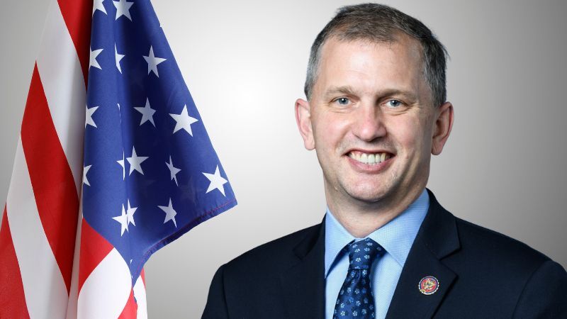 Friends of Burr Ridge: 'Congressman Sean Casten turned this tragedy into a finger pointing blame game at #republicans' - Vimarsana News