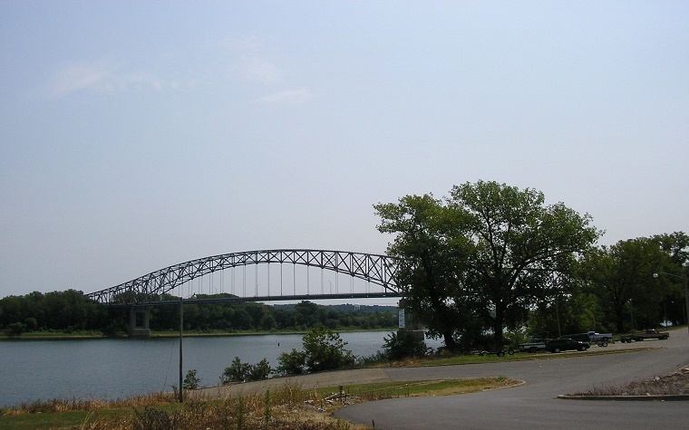 Lincoln Memorial Bridge
