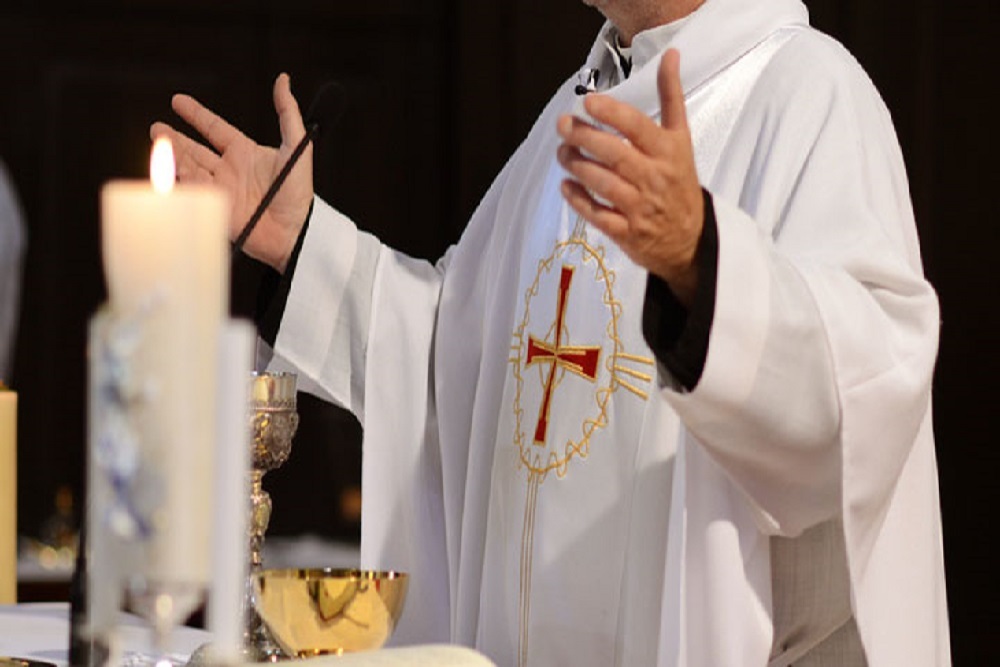 ST. ROBERT BELLARMINE PARISH Mass Intentions for the Week of August 30