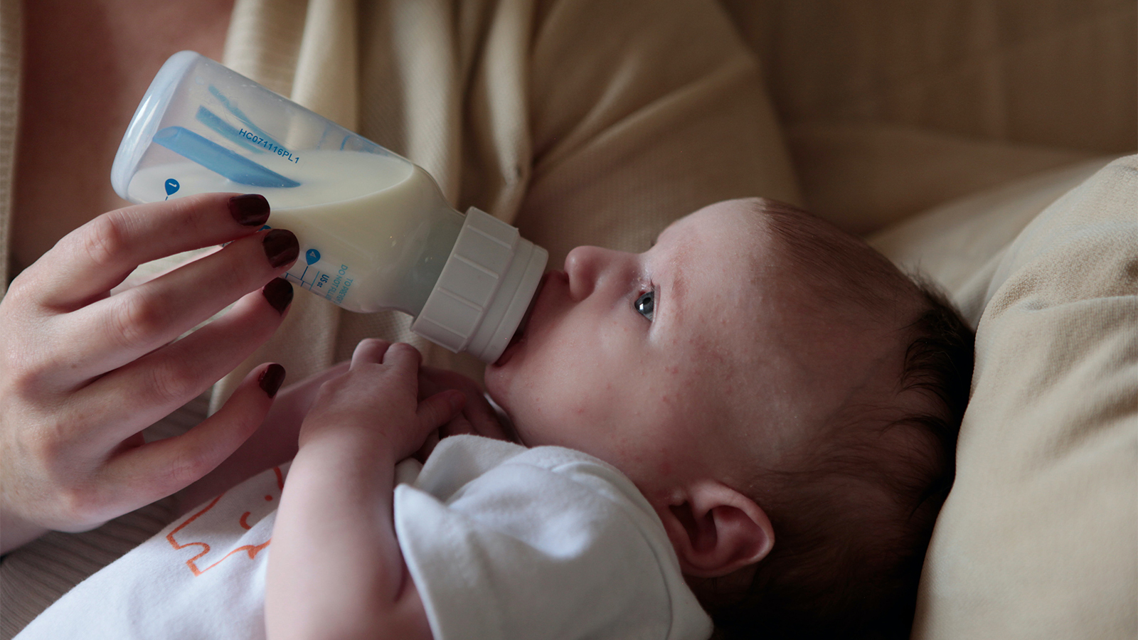 Reckitt’s Mead Johnson to deliver large infant formula shipment to the