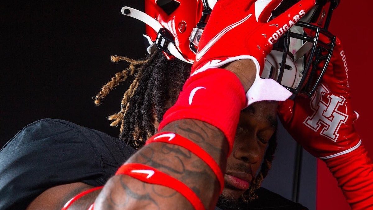 'I could feel the love' Kilgore College's McCoy commits to University