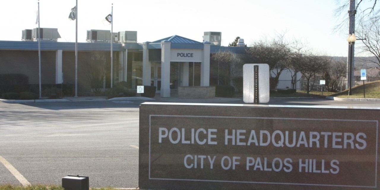 Lawsuit accuses Palos Hills of ignoring female cops' gender