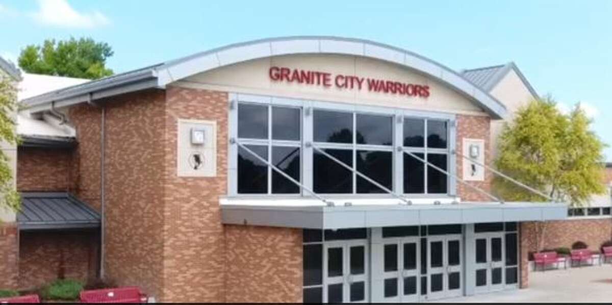 Granite City school district settles former student's suit alleging classmate assaulted him during gym class - Vimarsana News