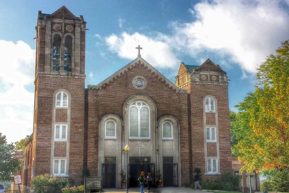 HOLY CROSS PARISH Mass Intentions for the Week of August 16 Catholic