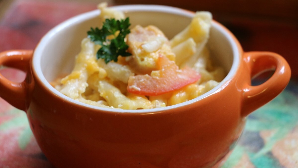 'I Heart Mac & Cheese' restaurant to celebrate its grand opening 'Palm Springs is such an adult