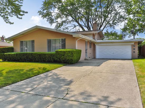 The home for sale at 7819 Davis St. in Morton Grove had a property tax bill of $6,885 in 2016.
