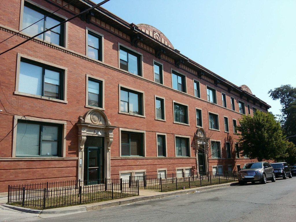 This foreclosured condo located at 368 E. 58th St. in Washington Park, currently estimated at $103.3K, had a 2016 property tax bill of $1,954.