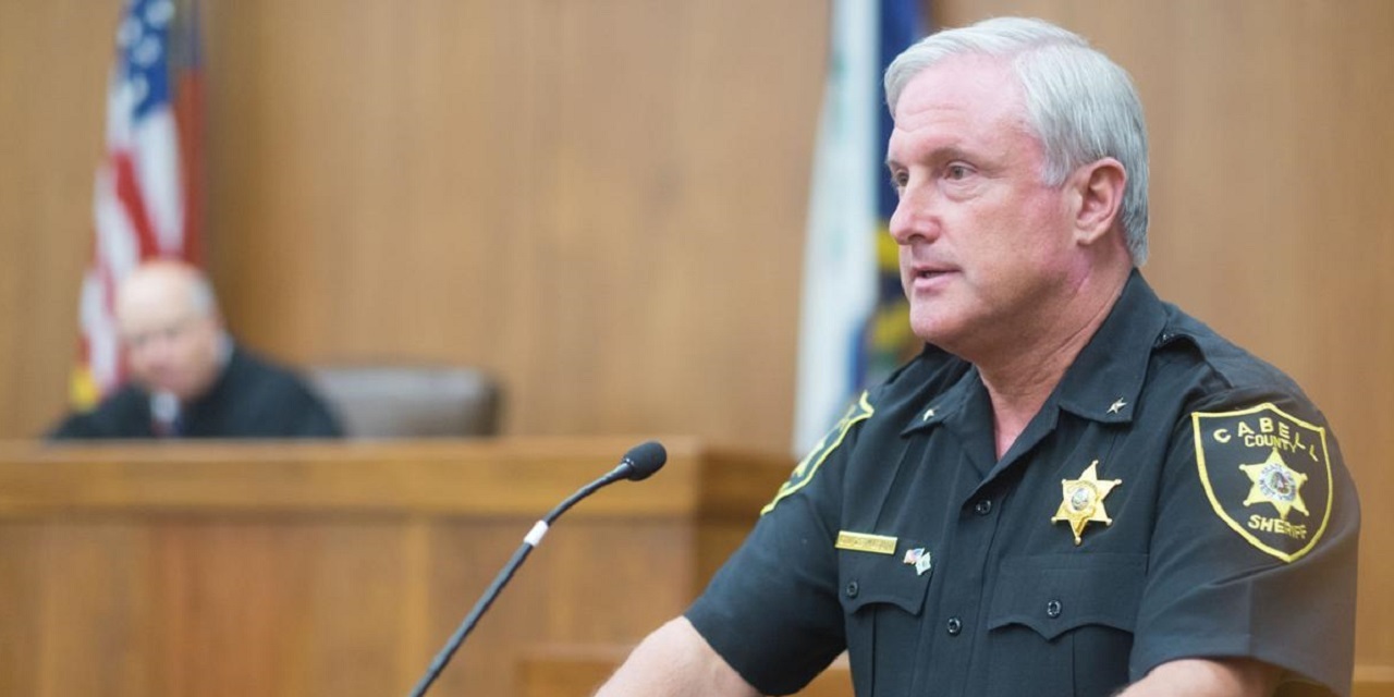 Cabell sheriff paints picture of opioid crisis through testimony - Vimarsana News